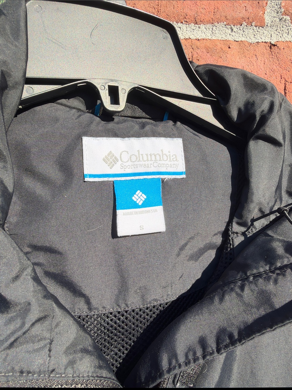 Columbia jacket - Picture 2 of 7